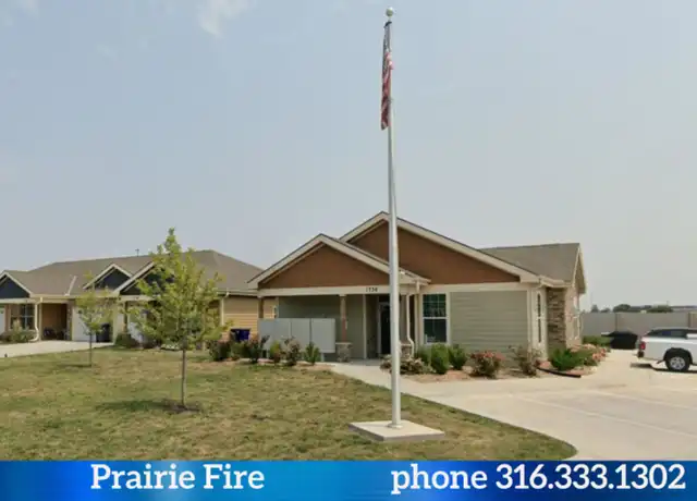 Property at 1736 Paddington Cir Unit 16-1717, Newton, KS, 67114, 3 beds, 2.5 baths, [object Object]