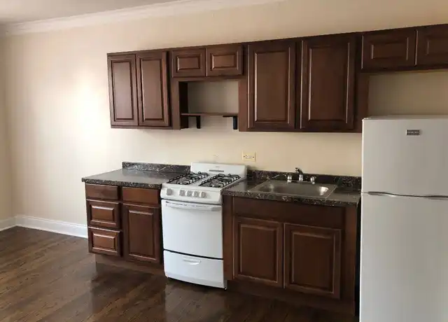 Property at 1712 W Albion Ave, Chicago, IL, 60626, 0 beds, 1 bath, [object Object]