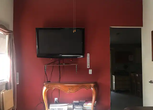 Property at 941 Upper Applegate Rd Unit 1, Jacksonville, OR, 97530, 1 bed, 1 bath, [object Object]