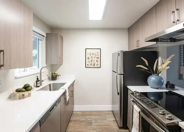 Property at Lineage at Willow Creek - 18380 NW Heritage Pkwy, Beaverton, OR, 97006, 1-2 bed, 1 bath, [object Object]