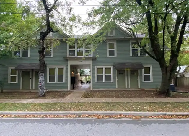 Property at 226 S Hill Ave Unit 103, Fayetteville, AR, 72701, 1 bed, 1 bath, [object Object]