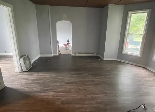 Property at 310 Washington St, Findlay, OH, 45840, 2 beds, 1 bath, [object Object]