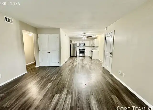 Property at 16 E 34th Ter Unit 2, Kansas City, MO, 64111, 2 beds, 1 bath, [object Object]