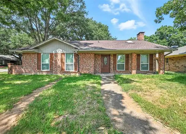 Property at 2720 Trail Oak Ct, Arlington, TX, 76016, 3 beds, 2 baths, [object Object]