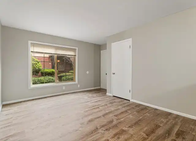 Property at 1320 NE 68th Ave Unit 1338, Portland, OR, 97213, 2 beds, 1 bath, [object Object]