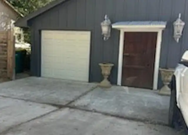 Property at 1604 Hailey St Unit A, Conroe, TX, 77301, 2 beds, 2 baths, [object Object]