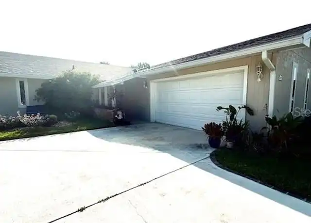 Property at 40 Comanche Ct, Palm Coast, FL, 32137, 3 beds, 2 baths, [object Object]