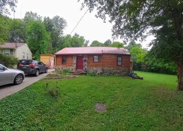 Property at 5643 Meadowcrest Ln, Nashville, TN, 37209, 3 beds, 2 baths, [object Object]