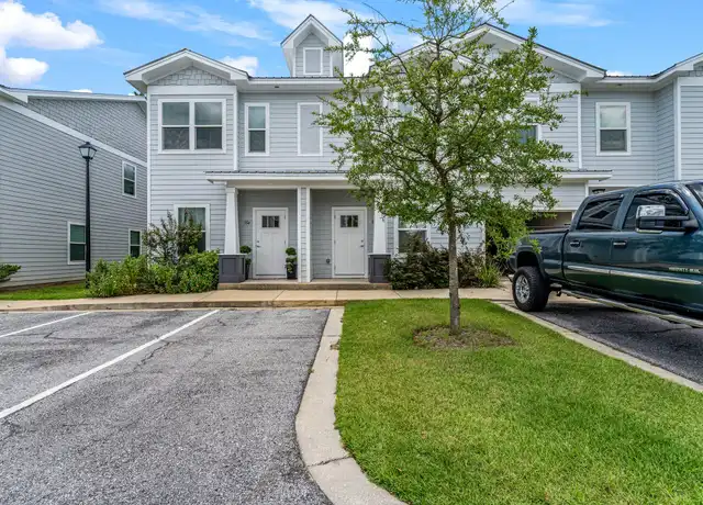 Property at 118 N Sand Palm Rd, Freeport, FL, 32439, 3 beds, 2.5 baths, [object Object]