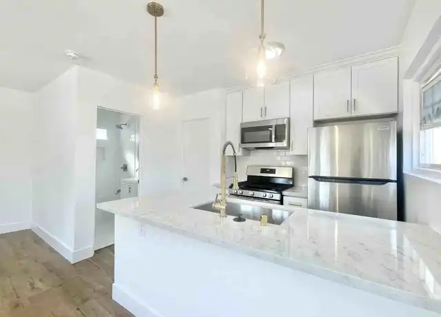 Property at 3015 London St Unit 1/4, Los Angeles, CA, 90026, 1 bed, 1 bath, [object Object]