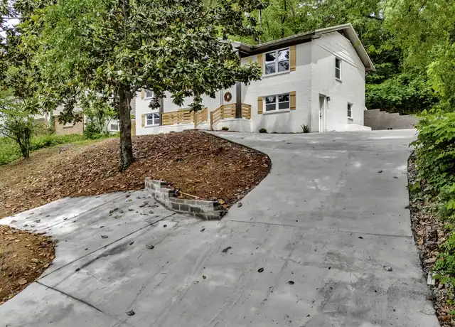 Property at 917 Forrest Dr S, Birmingham, AL, 35209, 6 beds, 3 baths, [object Object]