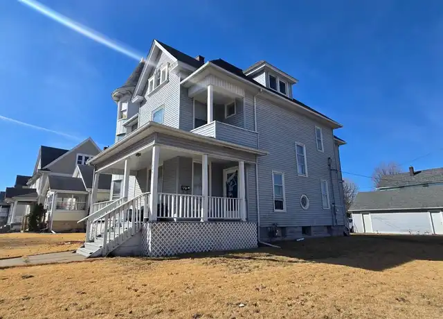 Property at 1428 N Main St, Davenport, IA, 52803, 4 beds, 2 baths, [object Object]