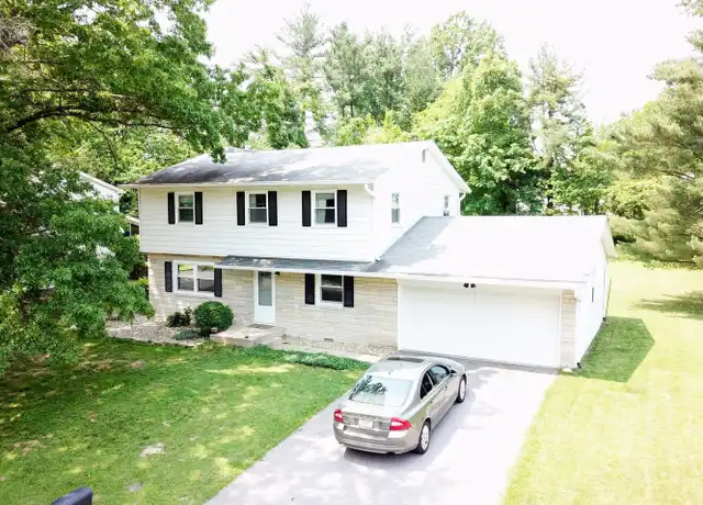 Property at 4509 E Cambridge Ct, Bloomington, IN, 47408, 4 beds, 2.5 baths, [object Object]