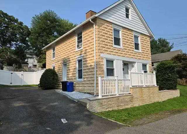 Property at 109 Brakeshoe Pl, Mahwah, NJ, 07430, 3 beds, 1.5 baths, [object Object]