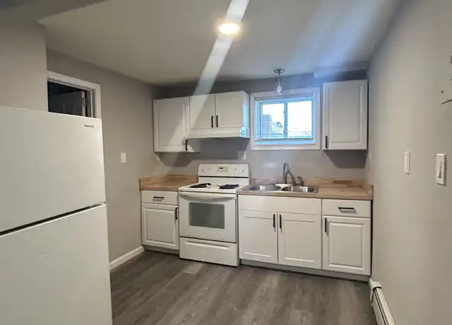 Property at 1004 Ingra St Unit 2, Anchorage, AK, 99501, 2 beds, 1 bath, [object Object]