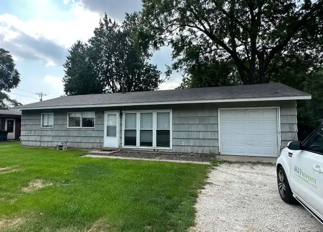 Property at 1509 N Mattis Ave, Champaign, IL, 61821, 3 beds, 1 bath, [object Object]