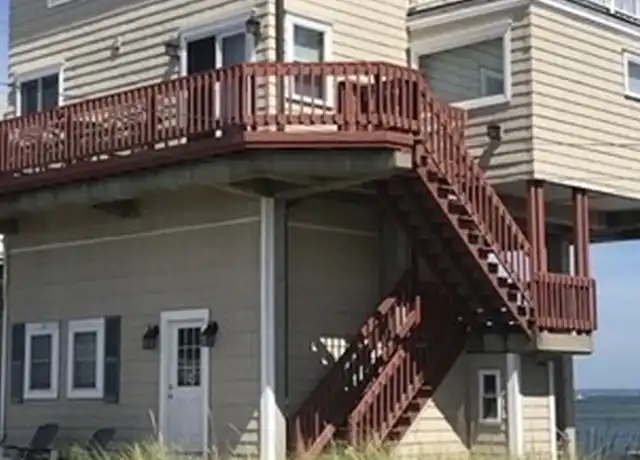 Property at 29 Cove St Unit Winter, Mattapoisett, MA, 02739, 2 beds, 2 baths, [object Object]
