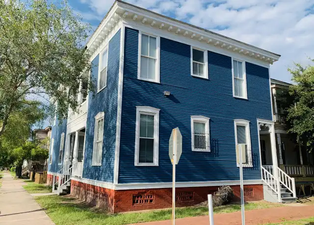 Property at 1116 Habersham St Unit 1116-1, Savannah, GA, 31401, 2 beds, 1 bath, [object Object]