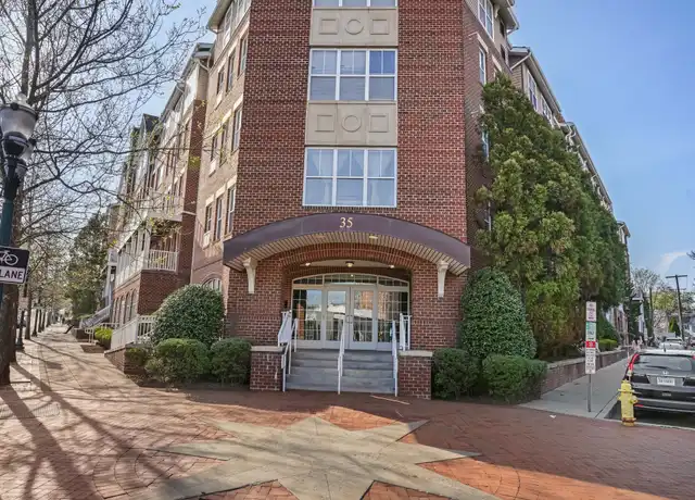 Property at 35 W Broad St #404, Stamford, CT, 06902, 2 beds, 2 baths, [object Object]