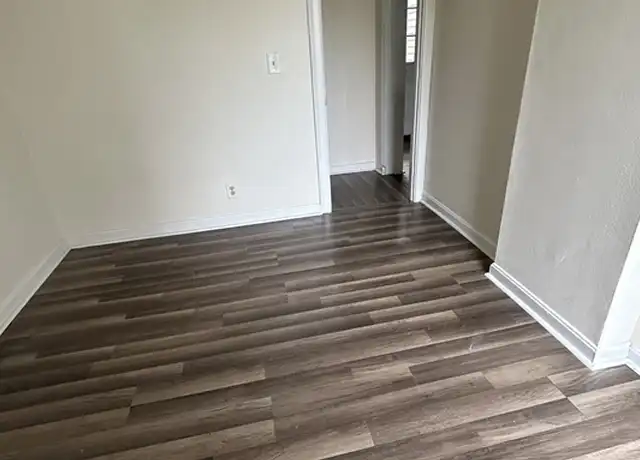 Property at 441 King St Unit D, Littleton, MA, 01460, 1 bed, 1 bath, [object Object]