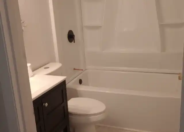 Property at 424 Cassatt Ave, Jeannette, PA, 15644, 2 beds, 1 bath, [object Object]
