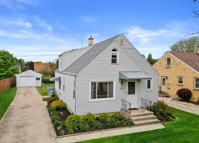 Property at 3661 S 22nd St, Milwaukee, WI, 53221, 4 beds, 1 bath, [object Object]