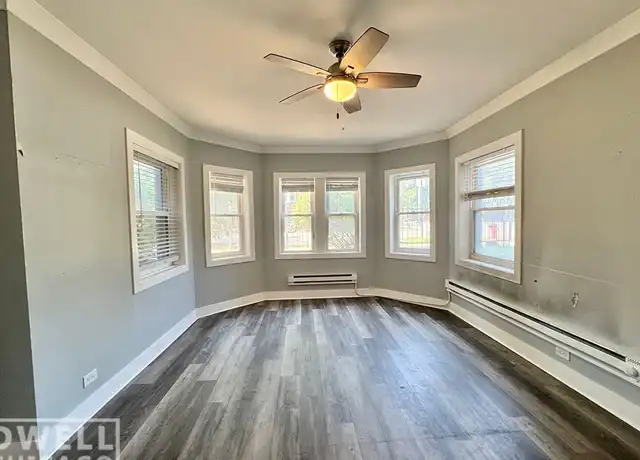 Property at 4216 N Clark St Unit 1417-Garden 2 Bed, Chicago, IL, 60613, 2 beds, 1 bath, [object Object]