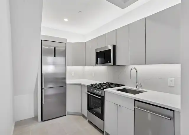 Property at 26 William St Unit 3101, New York, NY, 10005, 2 beds, 2 baths, [object Object]