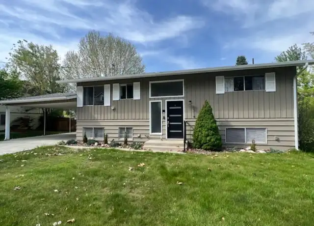 Property at 1314 Red Apple Rd Unit B, Wenatchee, WA, 98801, 2 beds, 1 bath, [object Object]