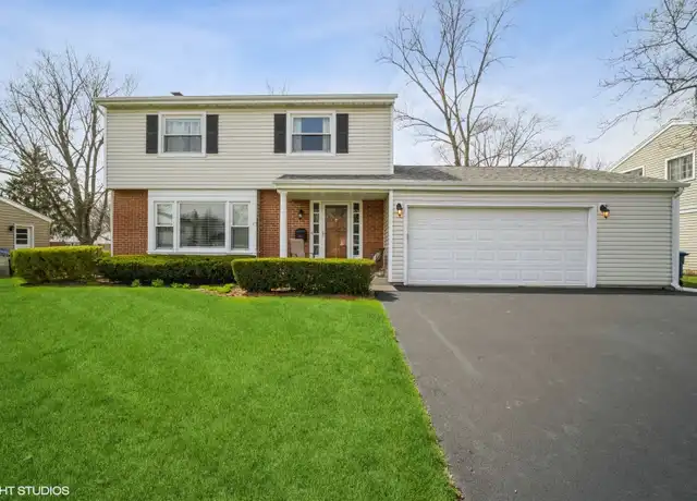 Property at 110 Plumtree Rd, Deerfield, IL, 60015, 3 beds, 2.5 baths, [object Object]