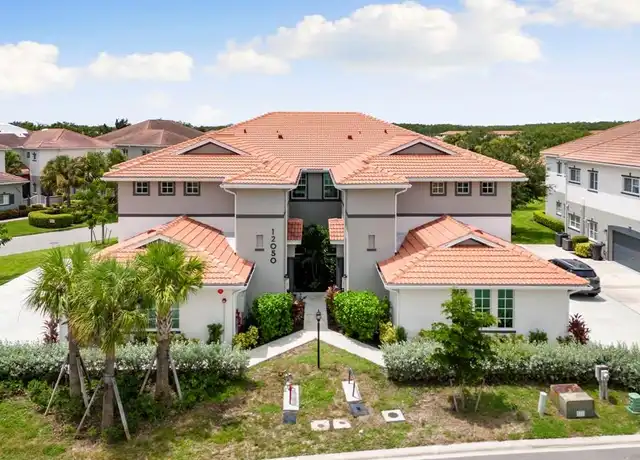 Property at 12050 Santaluz Dr #201, Fort Myers, FL, 33913, 3 beds, 2 baths, [object Object]