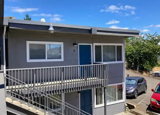 Property at 633 SE Flint St Unit 9, Roseburg, OR, 97470, 2 beds, 1 bath, [object Object]