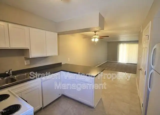 Property at 810 E Colter St #4, Phoenix, AZ, 85014, 2 beds, 2 baths, [object Object]