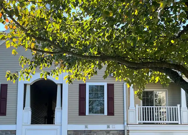 Property at 1324 W Chester Pike Unit 113, West Chester, PA, 19382, 2 beds, 2 baths, [object Object]