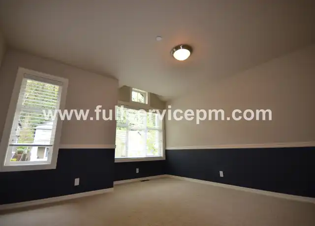 Property at 802 Summerhill Ridge Dr NW, Issaquah, WA, 98027, 5 beds, 3.5 baths, [object Object]
