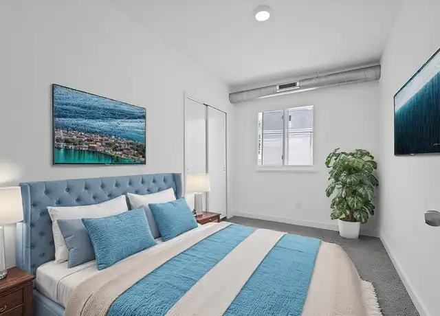 Property at 640 Collins St Unit 2, Pittsburgh, PA, 15206, 3 beds, 2 baths, [object Object]