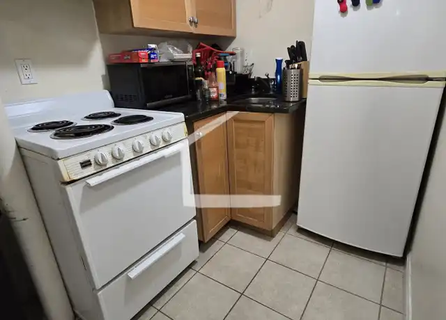 Property at 198 Allston St #4, Brighton, MA, 02135, 1 bed, 1 bath, [object Object]