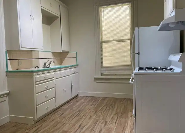 Property at 2404 K St Unit K-2404-C, Sacramento, CA, 95816, 1 bed, 1 bath, [object Object]