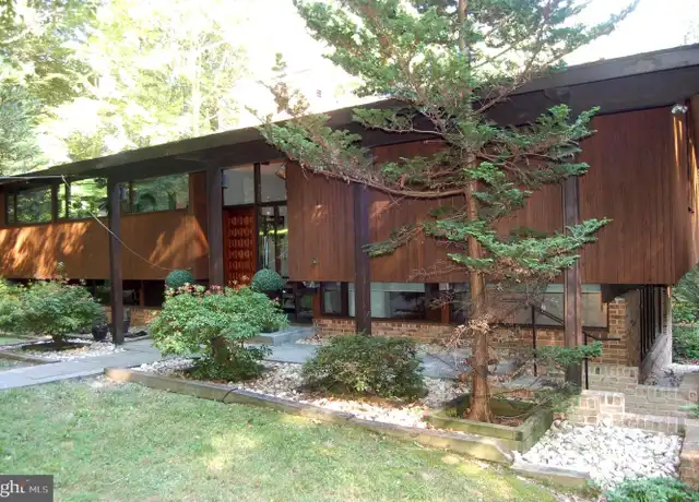 Property at 9728 Swift Creek Ct, Fairfax Station, VA, 22039, 4 beds, 2.5 baths, [object Object]