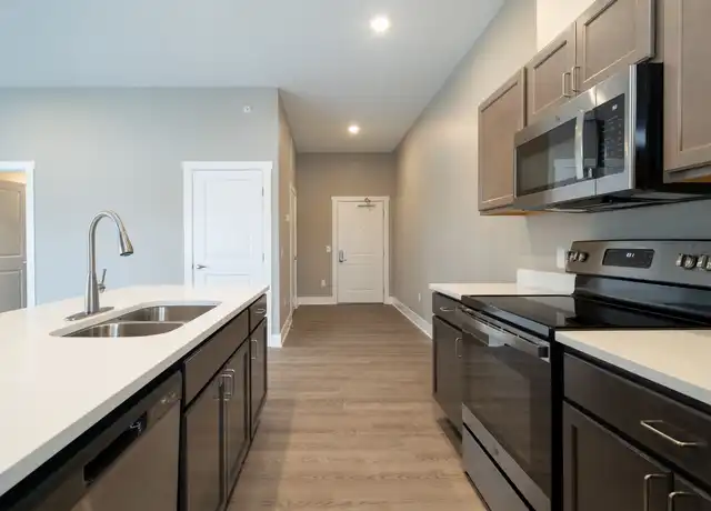 Property at 17 E Main Ave, Zeeland, MI, 49464, 1 bed, 1 bath, [object Object]