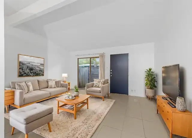 Property at 1907 Fairlawn Ln Unit 3, Austin, TX, 78704, 1 bed, 1 bath, [object Object]
