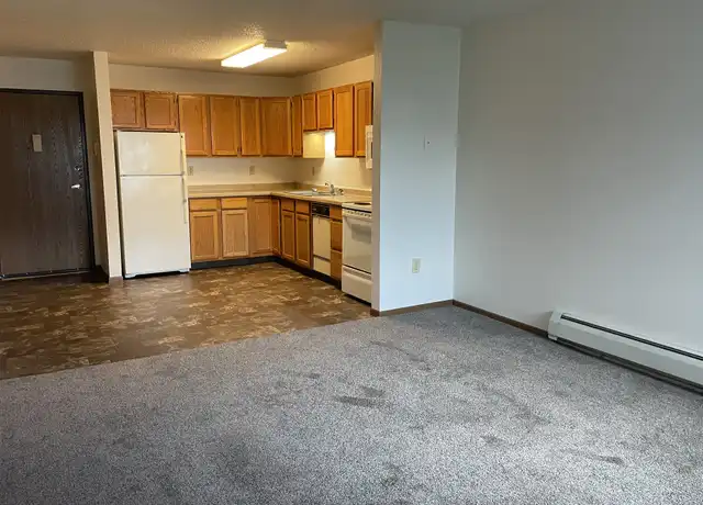 Property at 1515 14th Ave E, West Fargo, ND, 58078, 2 beds, 1 bath, [object Object]