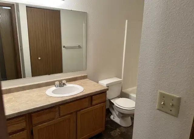 Property at 1515 14th Ave E, West Fargo, ND, 58078, 2 beds, 1 bath, [object Object]