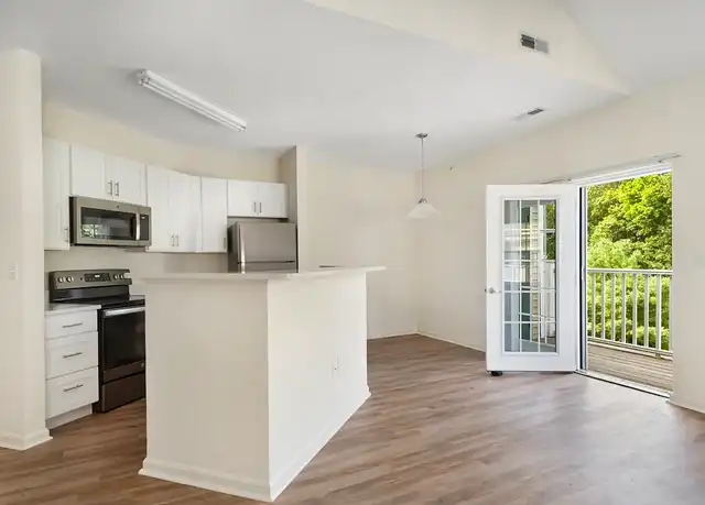 Property at Longview at Georgetown - 9 Patriot Ln, Georgetown, MA, 01833, 1-2 bed, 1-2 bath, [object Object]