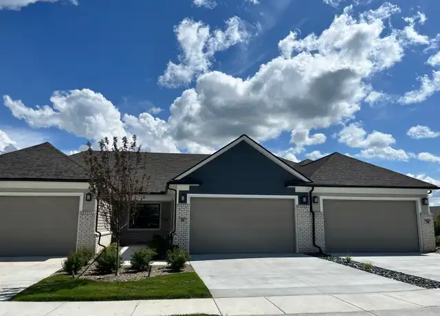 Property at 10457 Pickerel Lake Dr, Brighton, MI, 48116, 2 beds, 2 baths, [object Object]