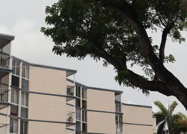 Property at 6995 NW 186th St Unit E406, Hialeah, FL, 33015, 1 bed, 1 bath, [object Object]