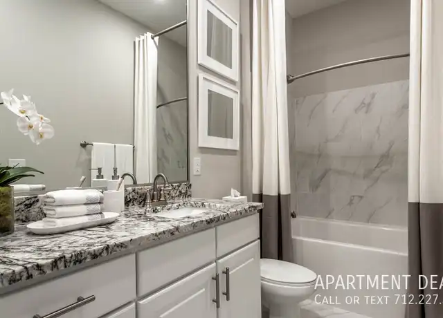 Property at 2117 Austin St Unit 162, Houston, TX, 77002, 3 beds, 2 baths, [object Object]