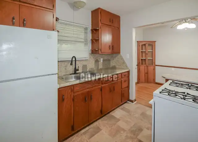 Property at 3234 Brouse Ave, Indianapolis, IN, 46218, 2 beds, 1 bath, [object Object]