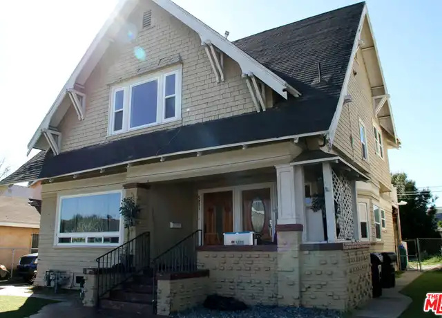 Property at 4051 Normandie Ave Unit Top Unit, Los Angeles, CA, 90037, 3 beds, 2 baths, [object Object]
