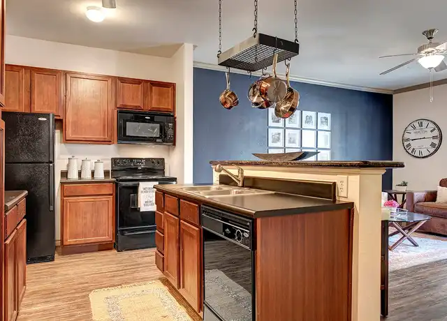 Property at Aviare Arts District - 301 N Walker Ave, Oklahoma City, OK, 73102, 1-2 bed, 1-2 bath, [object Object]